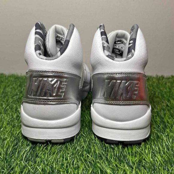 Nike Air Trainer SC High QS Metallic Silver White Super Bowl Trophy - Picture 6 of 10